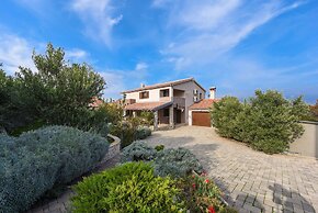 Villa Trabakul