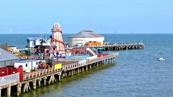 Stunning 3-bed Caravan in Clacton-on-sea