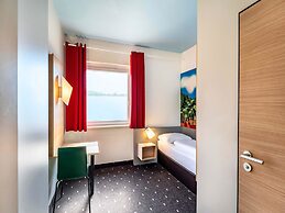 B&B Hotel Freiburg-Süd