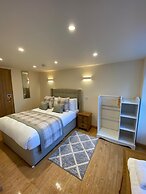 Waverley Inn Apartments