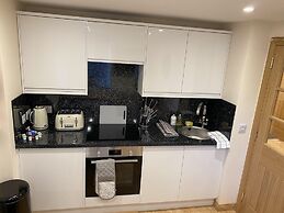 Waverley Inn Apartments