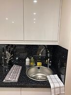 Waverley Inn Apartments