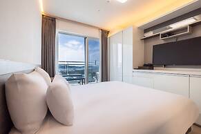 Skytop Hotel Incheon Airport