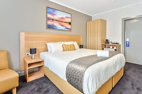 Meridian Hotel
