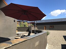 Foxglove - Luxurious Barn Conversion
