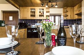 Foxglove - Luxurious Barn Conversion