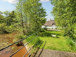 6 Person Holiday Home in Hemmet