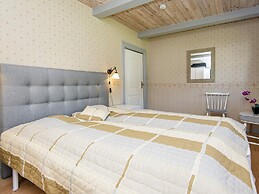 6 Person Holiday Home in Hemmet