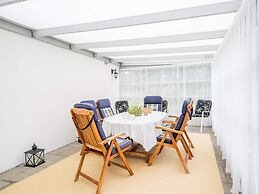 6 Person Holiday Home in Hemmet