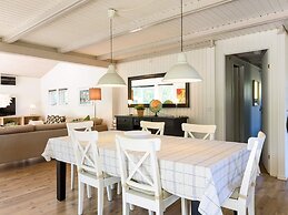 Charming Cottage in Rindby-by Traum