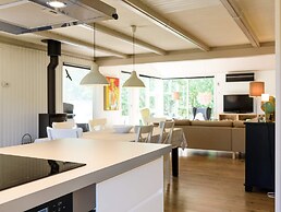 Charming Cottage in Rindby-by Traum