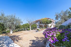 Maria Apartments
