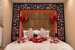 Aphrodite Suites Huddersfield