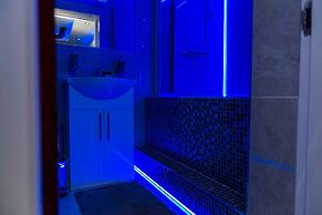 Aphrodite Suites Huddersfield