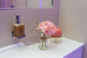 Aphrodite Suites Huddersfield
