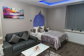 Aphrodite Suites Huddersfield