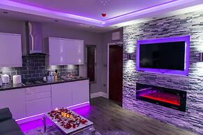 Aphrodite Suites Huddersfield