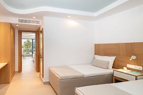 Lyttos Mare Adults Friendly 12+