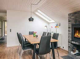5 Star Holiday Home in Blavand