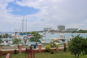 Fisherman's Point  Beach Resort