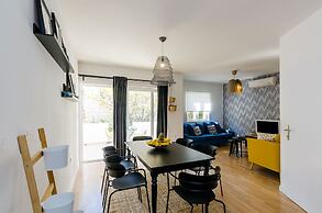 Apartment Sea Shell