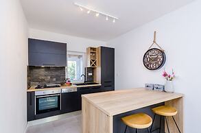 Apartment Sea Shell