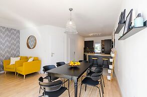 Apartment Sea Shell