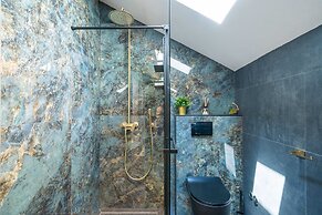 Apartment Sea Shell