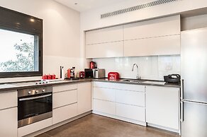 Luxury 3 BR Near the Beach