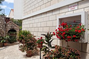 Guest House Raguz