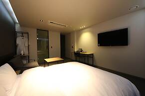 Hotel Yeoubi