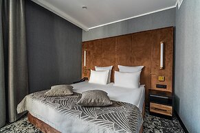 Kravt Nevsky Hotel and Spa