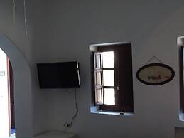 Monolithos Villa