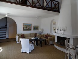 Monolithos Villa
