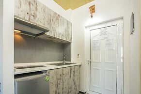 Lisabeth Apartments