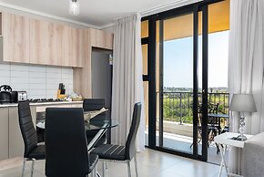 Waters Edge 319