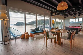 Amaka Ocean Living Lodge