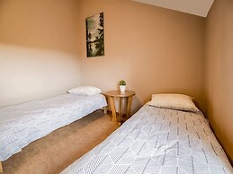 Quiet Valley View Retreat