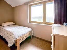 Quiet Valley View Retreat