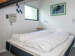 6 Person Holiday Home in Ansager