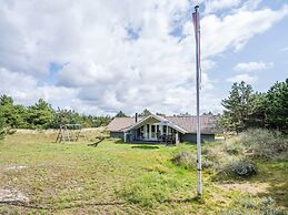 Charming Cottage Retreat-by Traum