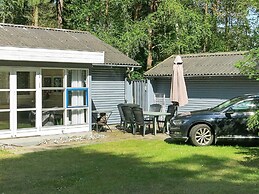 6 Person Holiday Home in Vaeggerlose