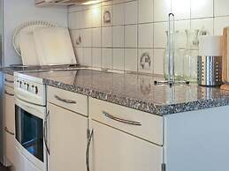 6 Person Holiday Home in Vaeggerlose