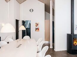 5 Star Holiday Home in Blavand