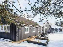 5 Star Holiday Home in Blavand