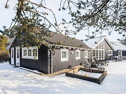 5 Star Holiday Home in Blavand