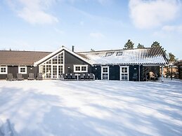 5 Star Holiday Home in Blavand