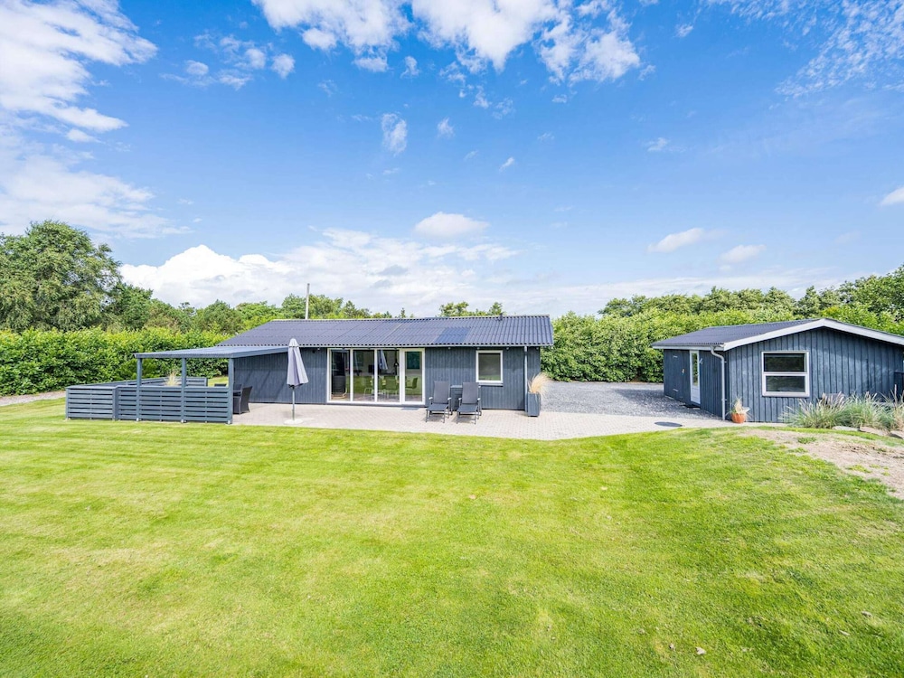 5 Person Holiday Home in Blavand