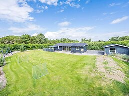 5 Person Holiday Home in Blavand