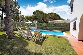 Lovely Villa in Vilamoura With Private Pool